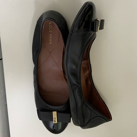 EUC Cole Haan 7.5 Elsie Ballet Flats - Picture 1 of 7